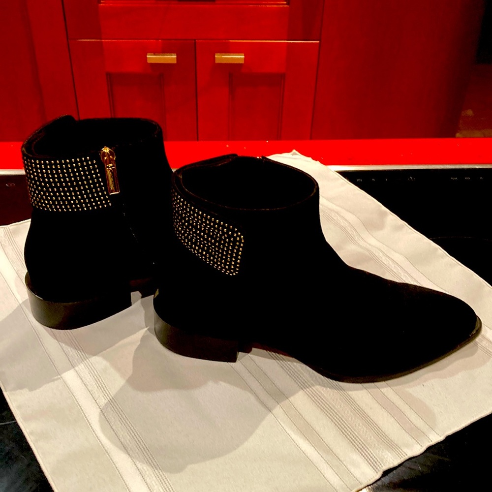 Black suede boots